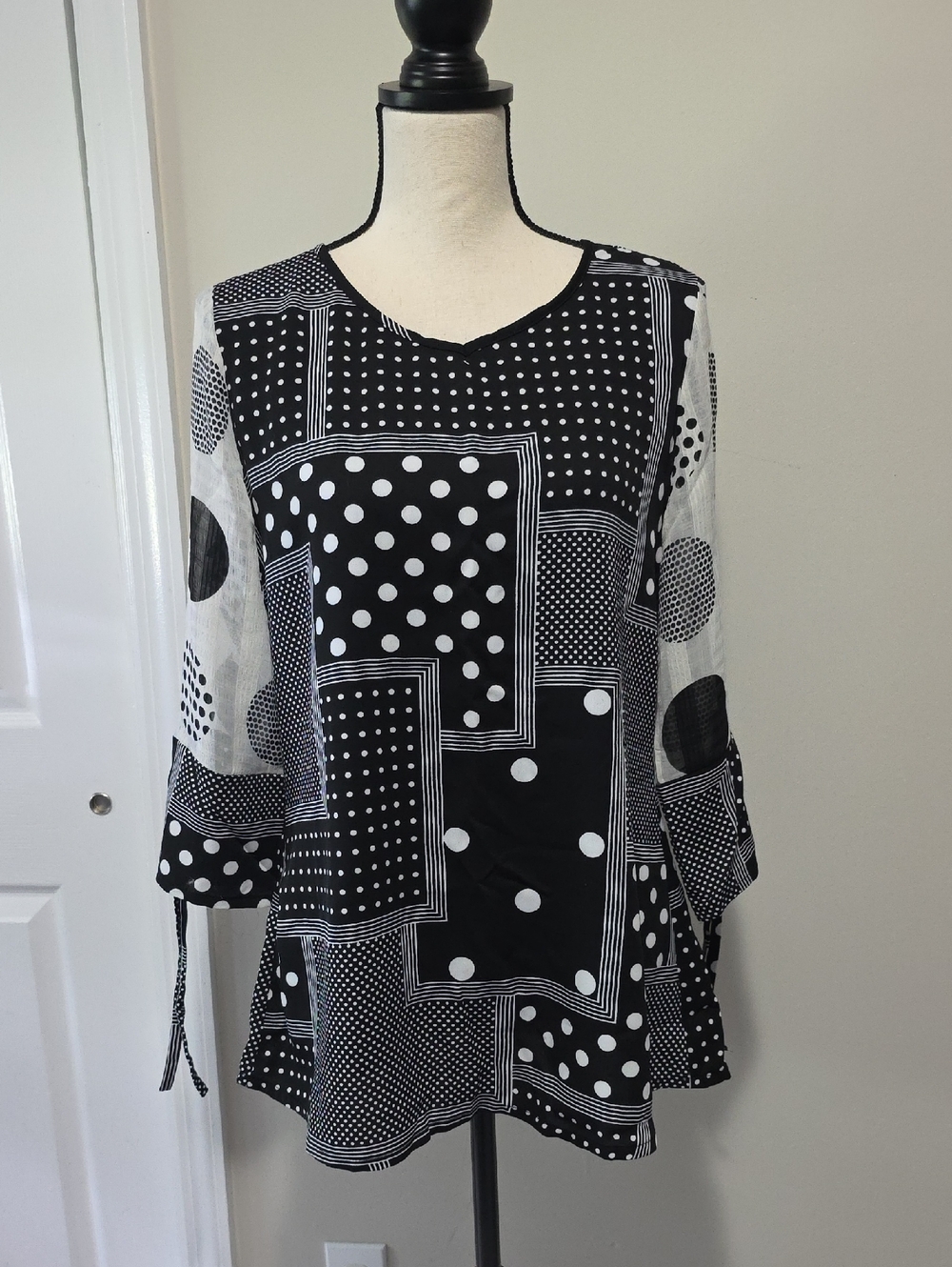 NorthStyle Dots & Blocks Shirt, Top Black White Sz Small